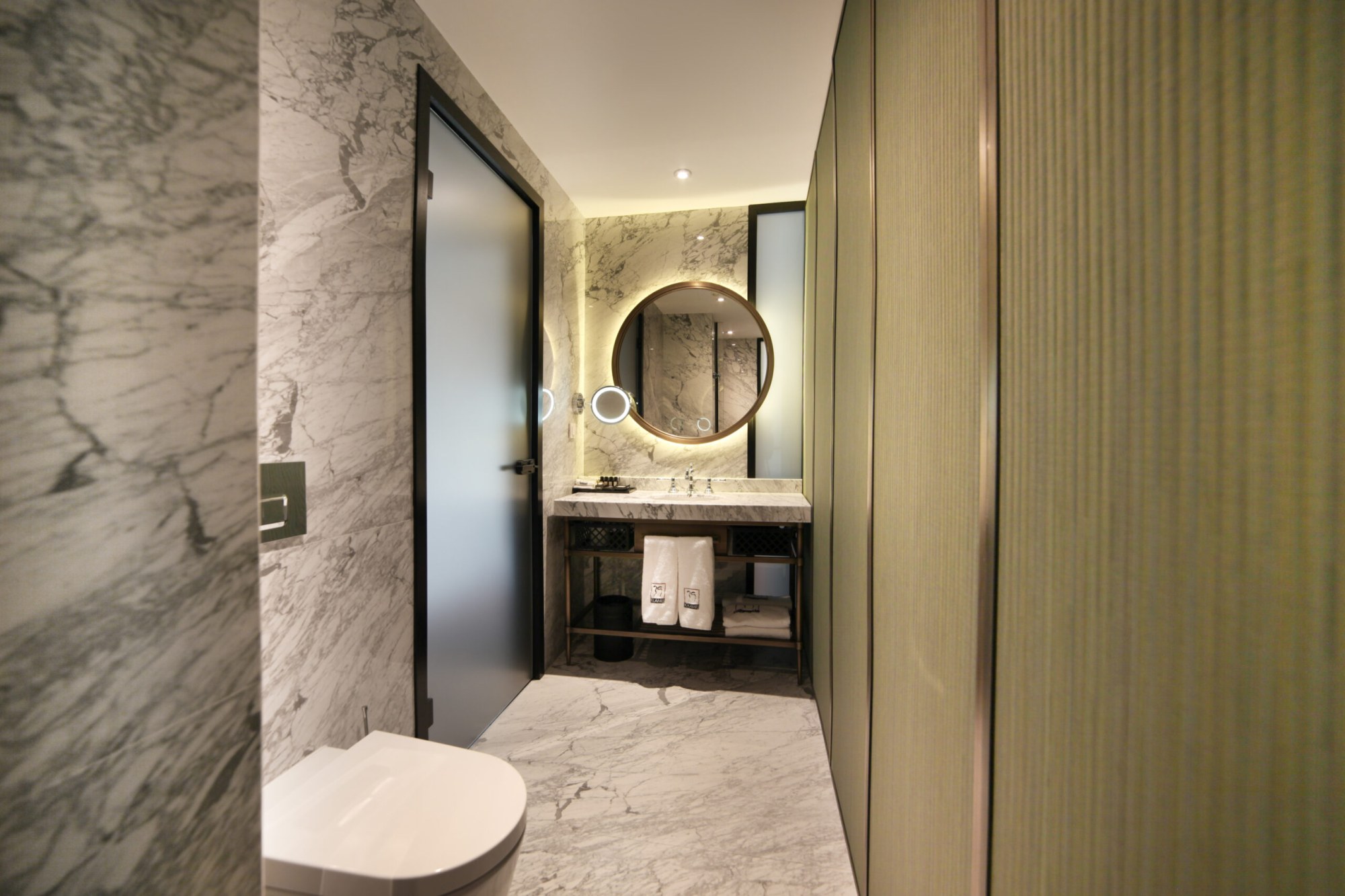 Marina Deluxe Room 2