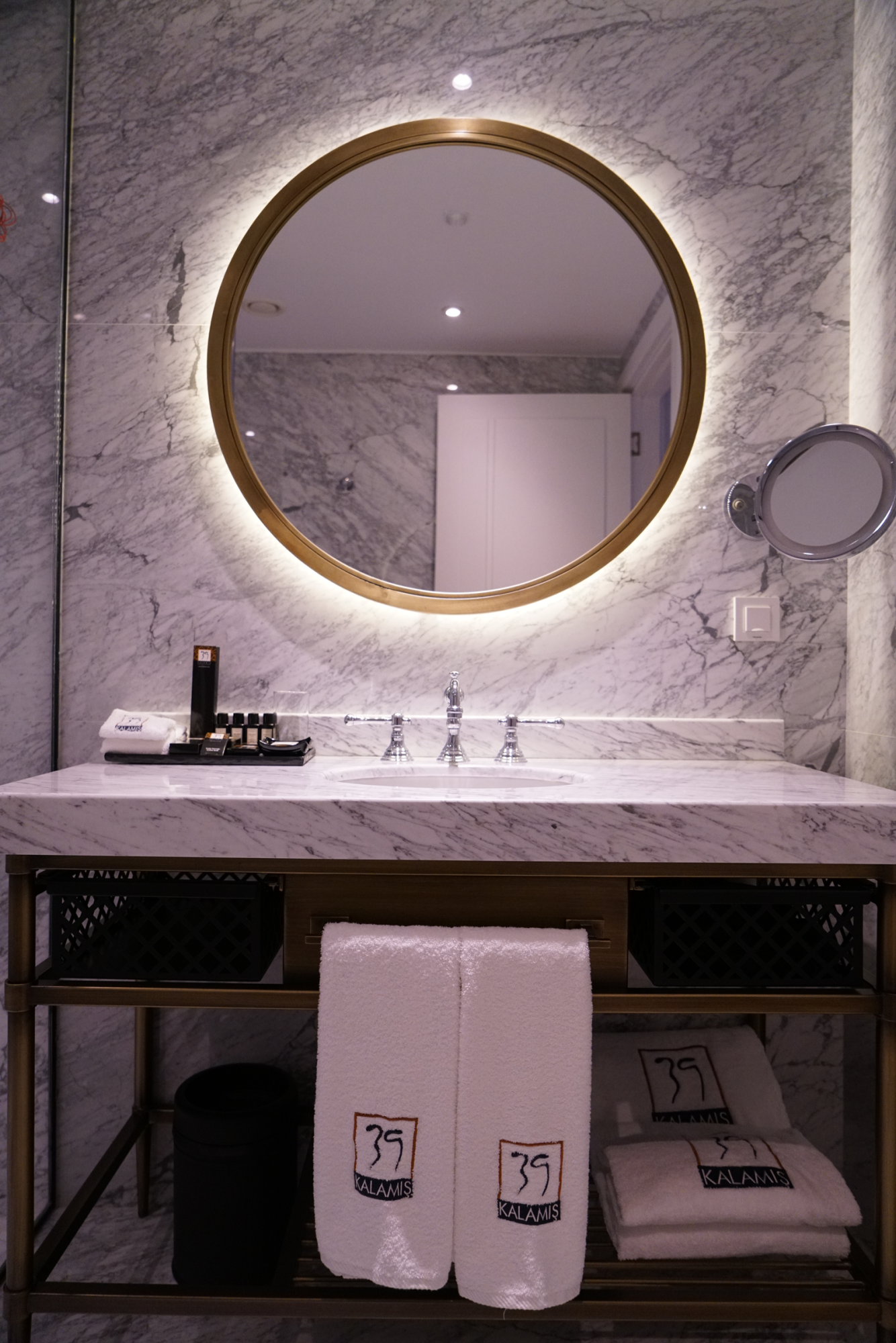 Deluxe Room 2